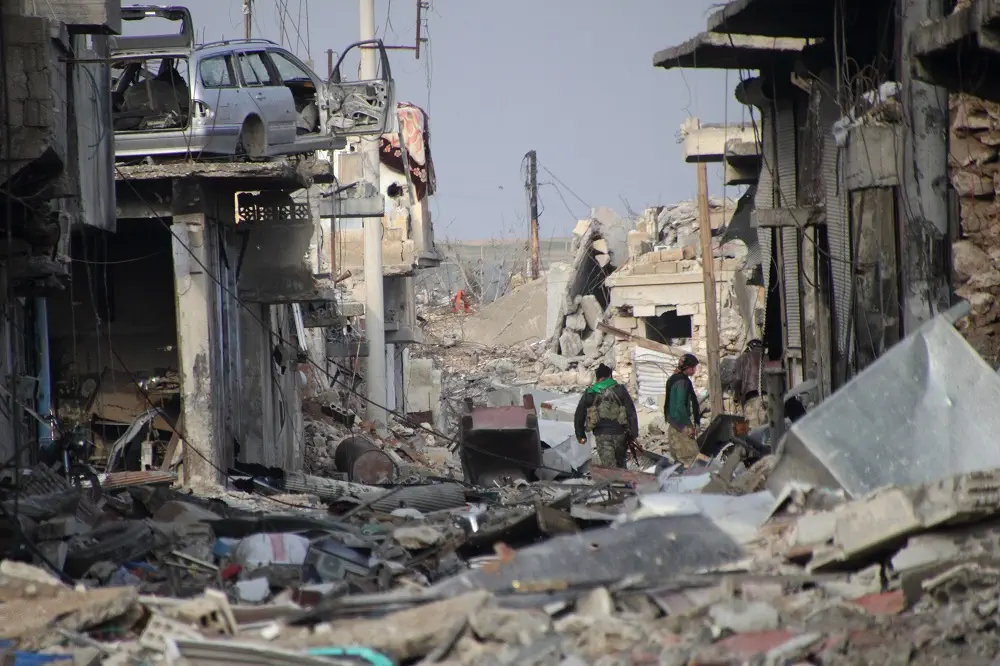 Una foto scattata da Francesca Borri a Kobane, città martoriata simbolo della guerra siriana NoteVerticali.it_Kobane