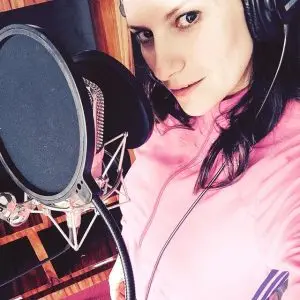NoteVerticali.it_Laura Pausini_1