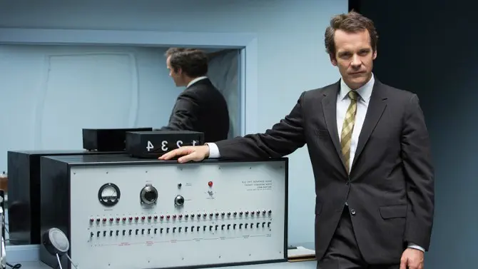 NoteVerticali.it_Experimenter_MichaelAlmereyda_StanleyMilgram