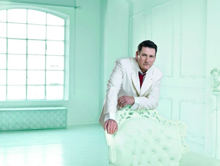 NoteVerticali.it_TonyHadley_TheChristmasAlbum_1